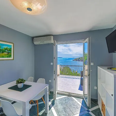 Holiday home Beautiful In With House Sea View *
