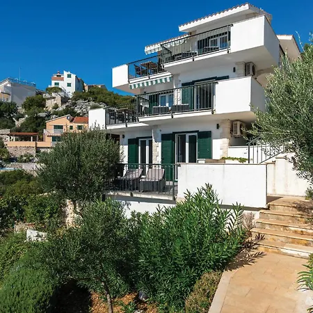 Beautiful In With House Sea View
