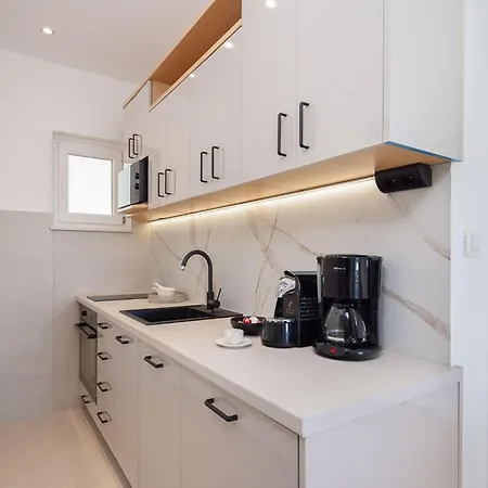 Six-bedroom In * Vinišće