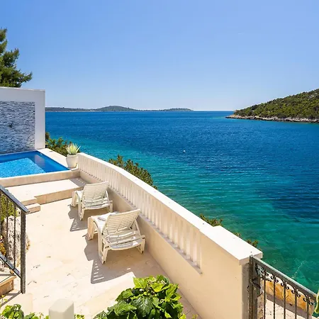 Semesterbostad Beautiful In With House Sea View
