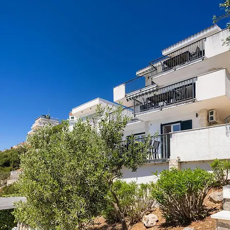 Six-bedroom In Ferienhaus Vinišće