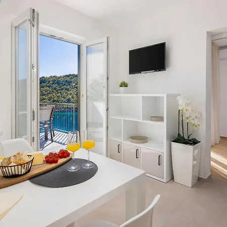 Ferienhaus Six-bedroom In